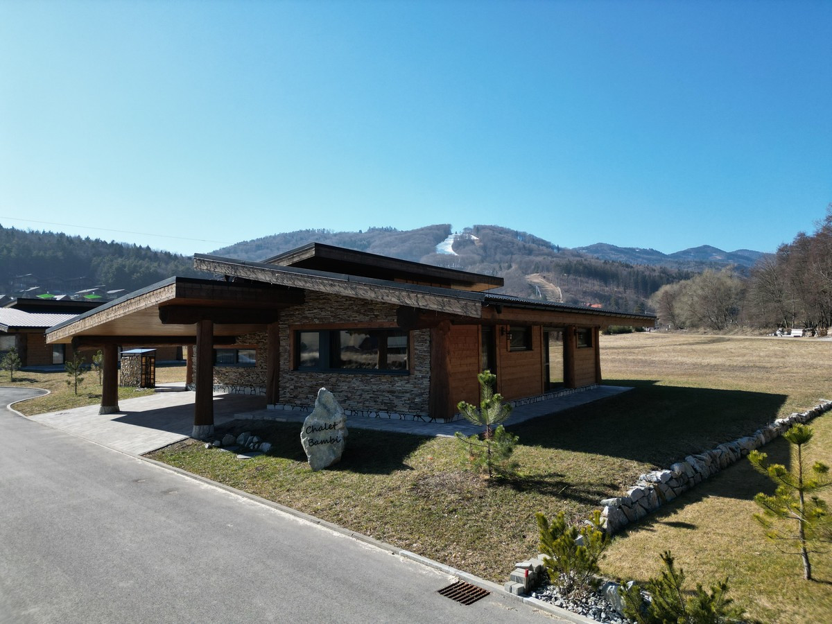 Mountain Chalets Valča