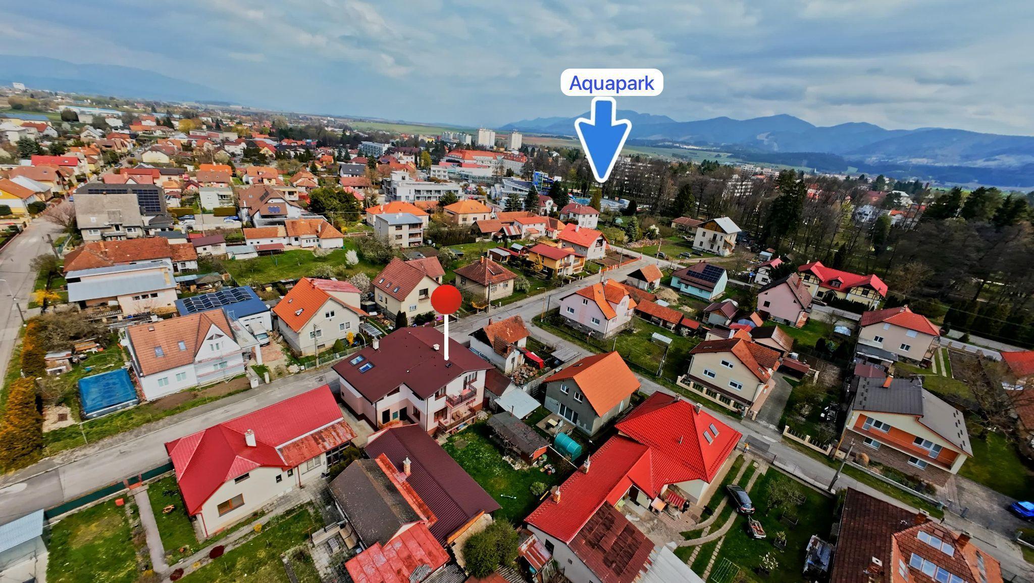 TARGETreal | Rodinný dom s dvomi bytovými jednotkami v srdci Turčianskych Teplíc – bývanie aj investícia v jednom