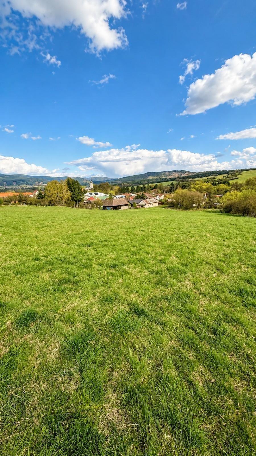 TARGETreal | Veľkorysý stavebný pozemok 1,2 ha v obci Sklené, okres Turčianske Teplice