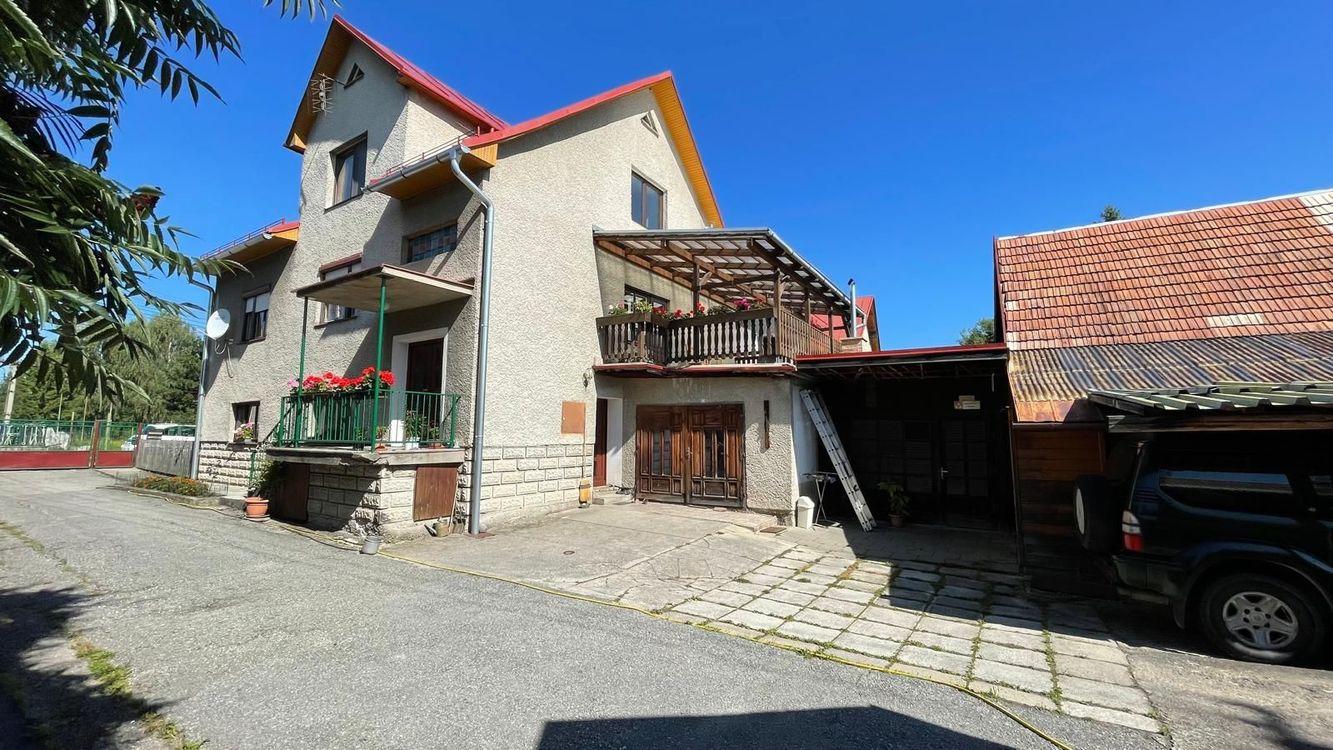 TARGETreal | Na predaj rodinný dom v Turčianskych Tepliciach, 6-izbový, 597 m2