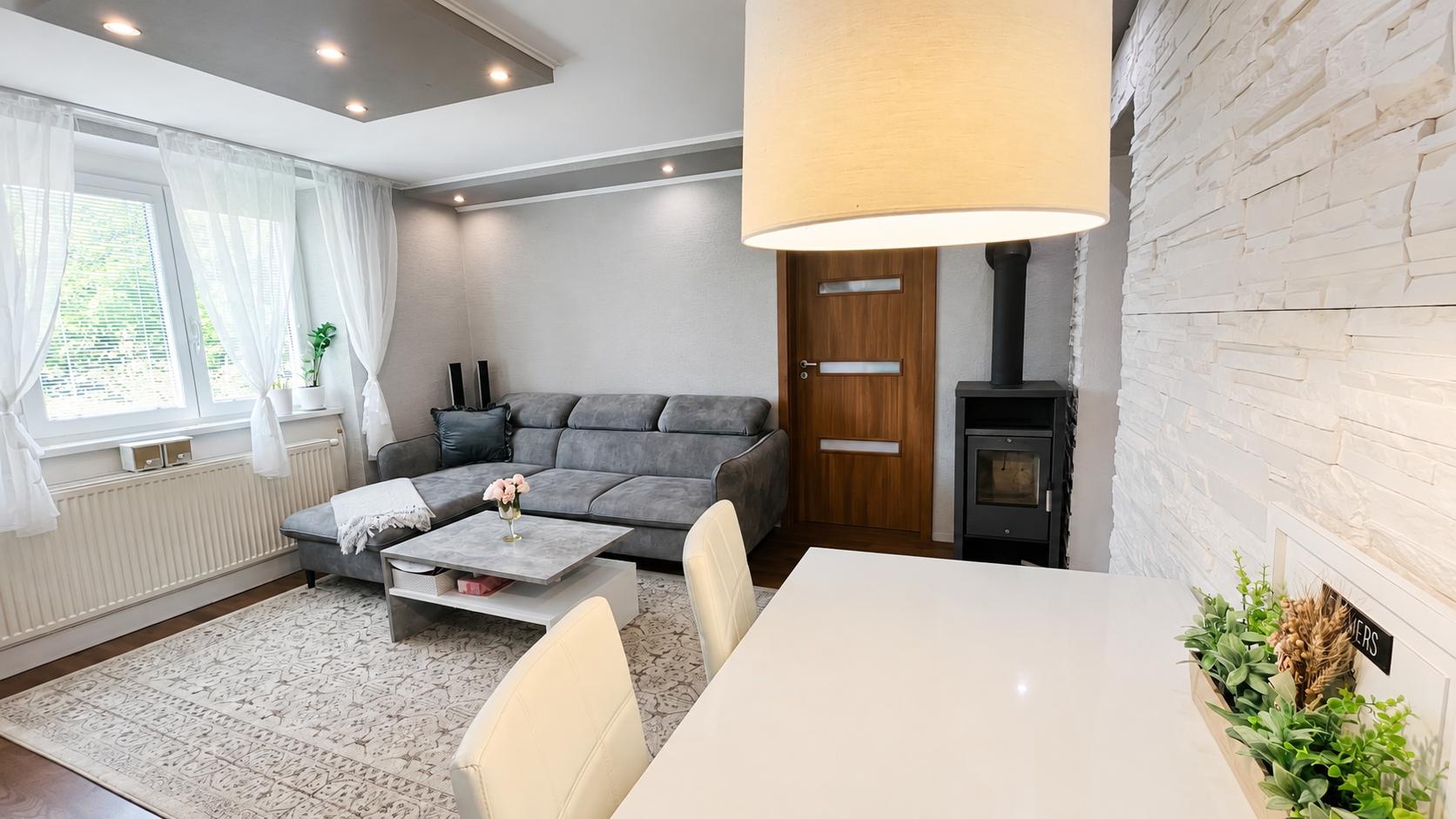 TARGETreal | 3-izbový byt s krbovou pecou v centre Turčianskych Teplíc | 74 m²