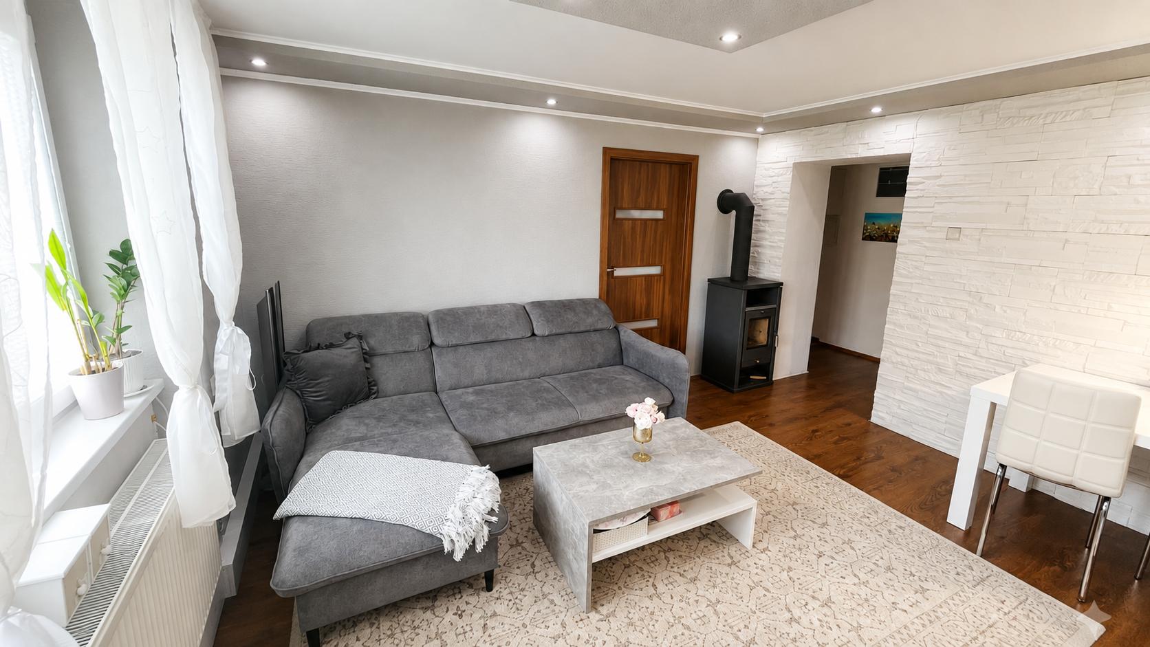 TARGETreal | 3-izbový byt s krbovou pecou v centre Turčianskych Teplíc | 74 m²