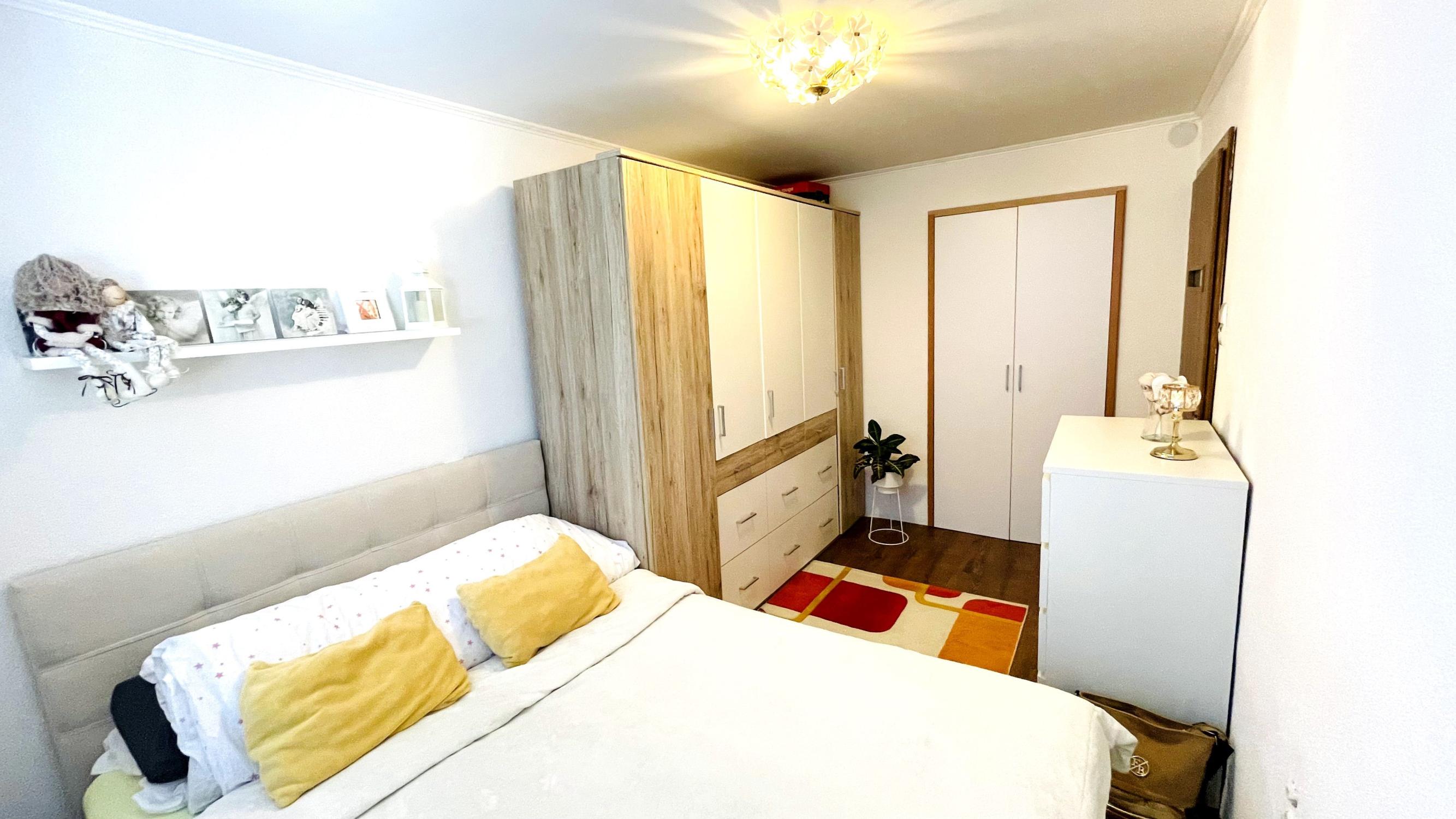 TARGETreal | 3-izbový byt s krbovou pecou v centre Turčianskych Teplíc | 74 m²