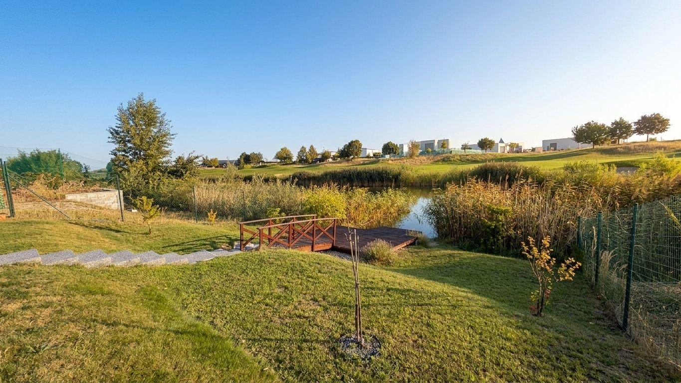TARGETreal | Bývanie s vlastným vstupom do jazera v súkromnom areáli Green Residence
