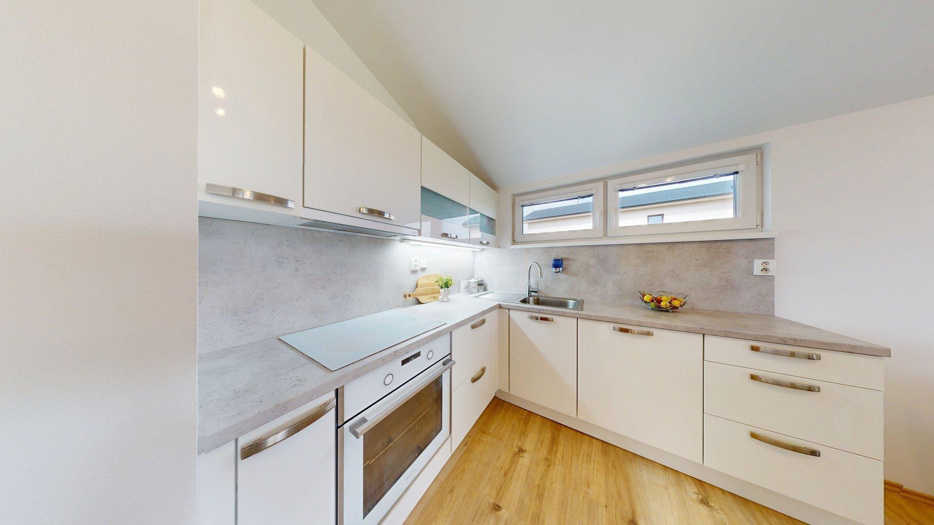 TARGETreal | Bývanie s vlastným vstupom do jazera v súkromnom areáli Green Residence