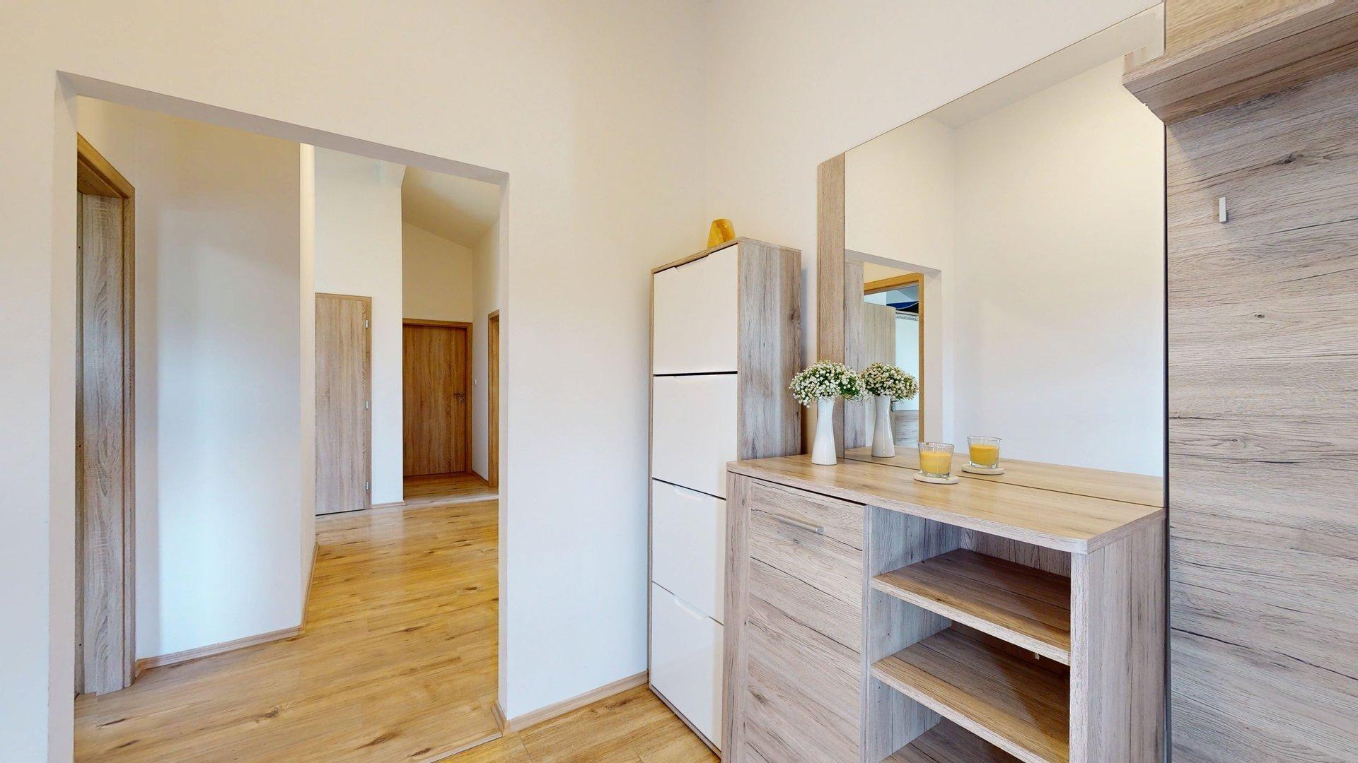 TARGETreal | Bývanie s vlastným vstupom do jazera v súkromnom areáli Green Residence