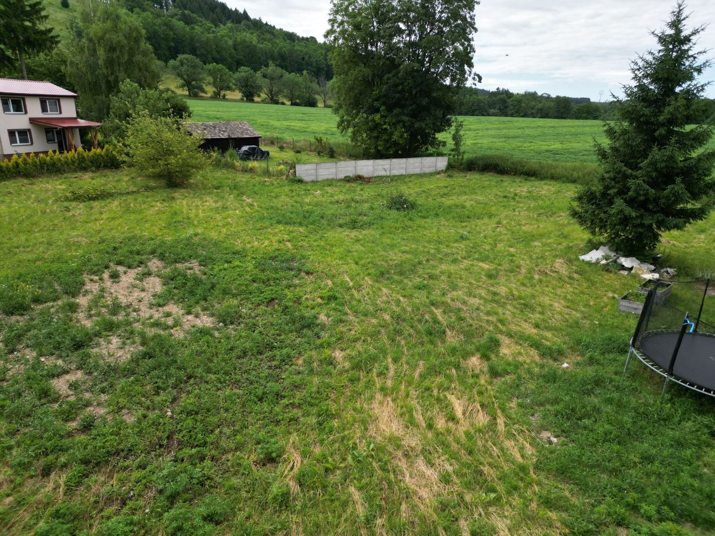 Stavebný pozemok 1000 m² s možnosťou úpravy výmery | Rovinatý, IS na hranici | Mošovce pri Turčianskych Tepliciach