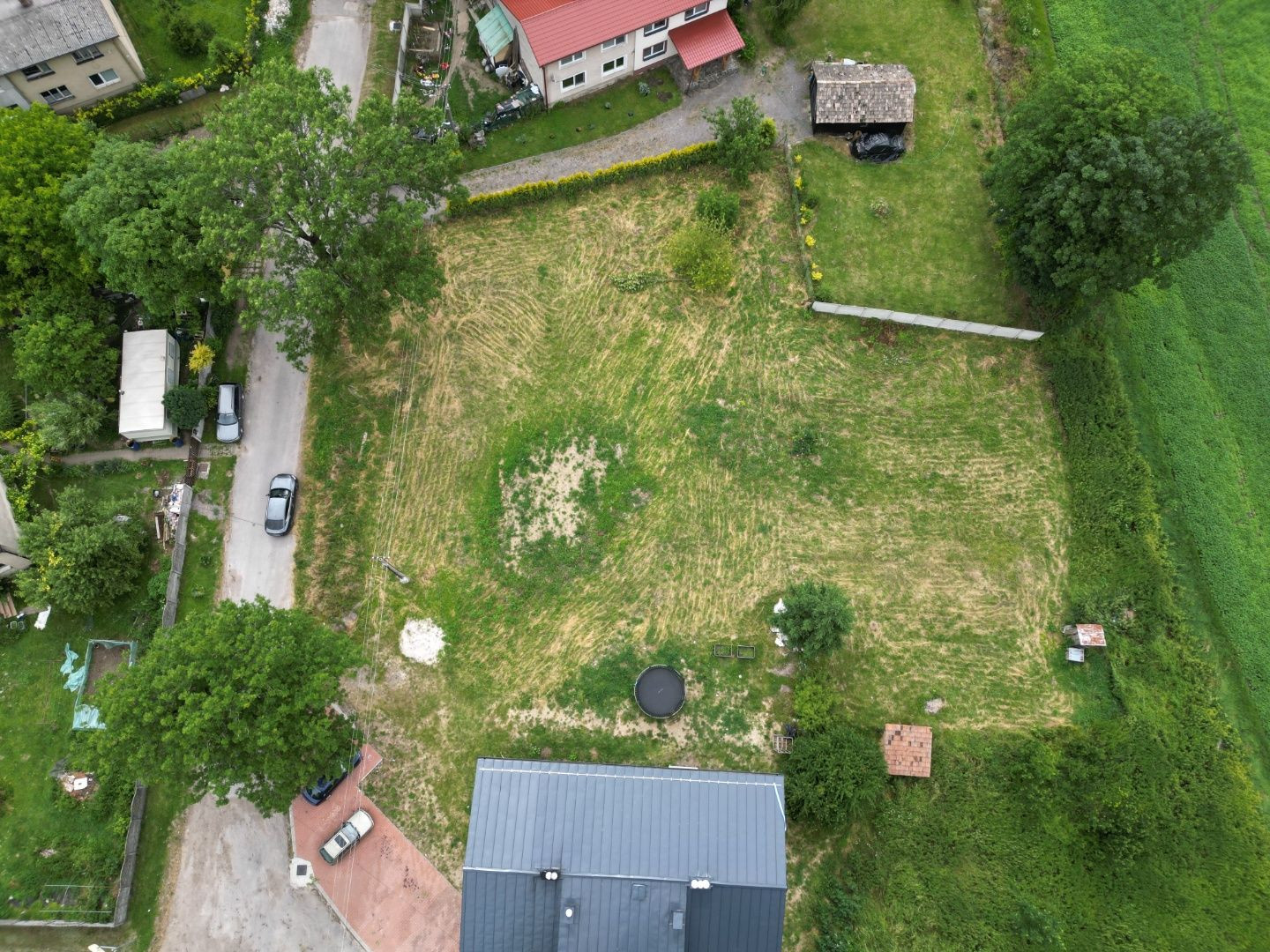 Stavebný pozemok 1000 m² s možnosťou úpravy výmery | Rovinatý, IS na hranici | Mošovce pri Turčianskych Tepliciach