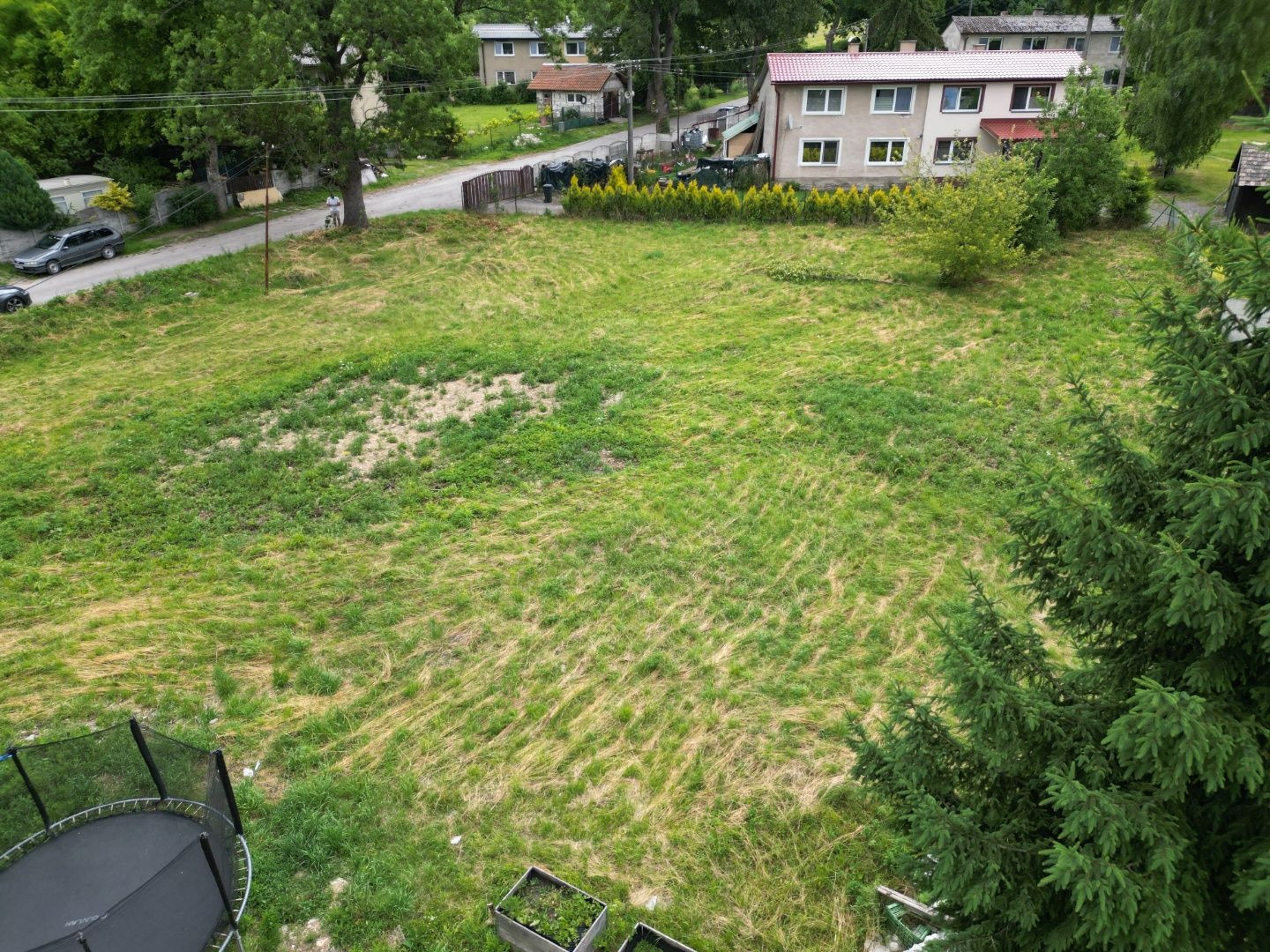 Stavebný pozemok 1000 m² s možnosťou úpravy výmery | Rovinatý, IS na hranici | Mošovce pri Turčianskych Tepliciach