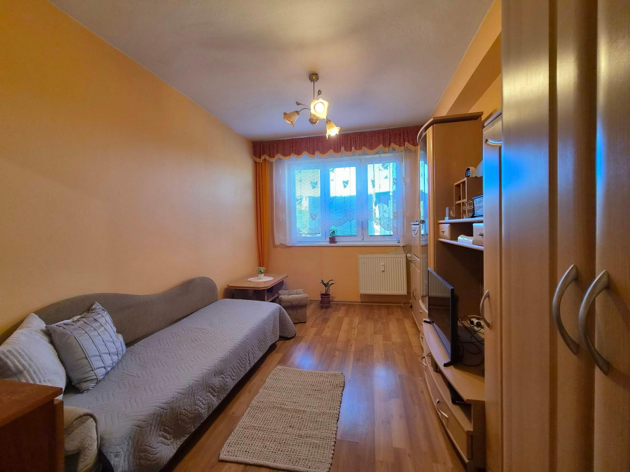 Na predaj zariadený 1-izbový byt s balkónom v Dubnici nad Váhom