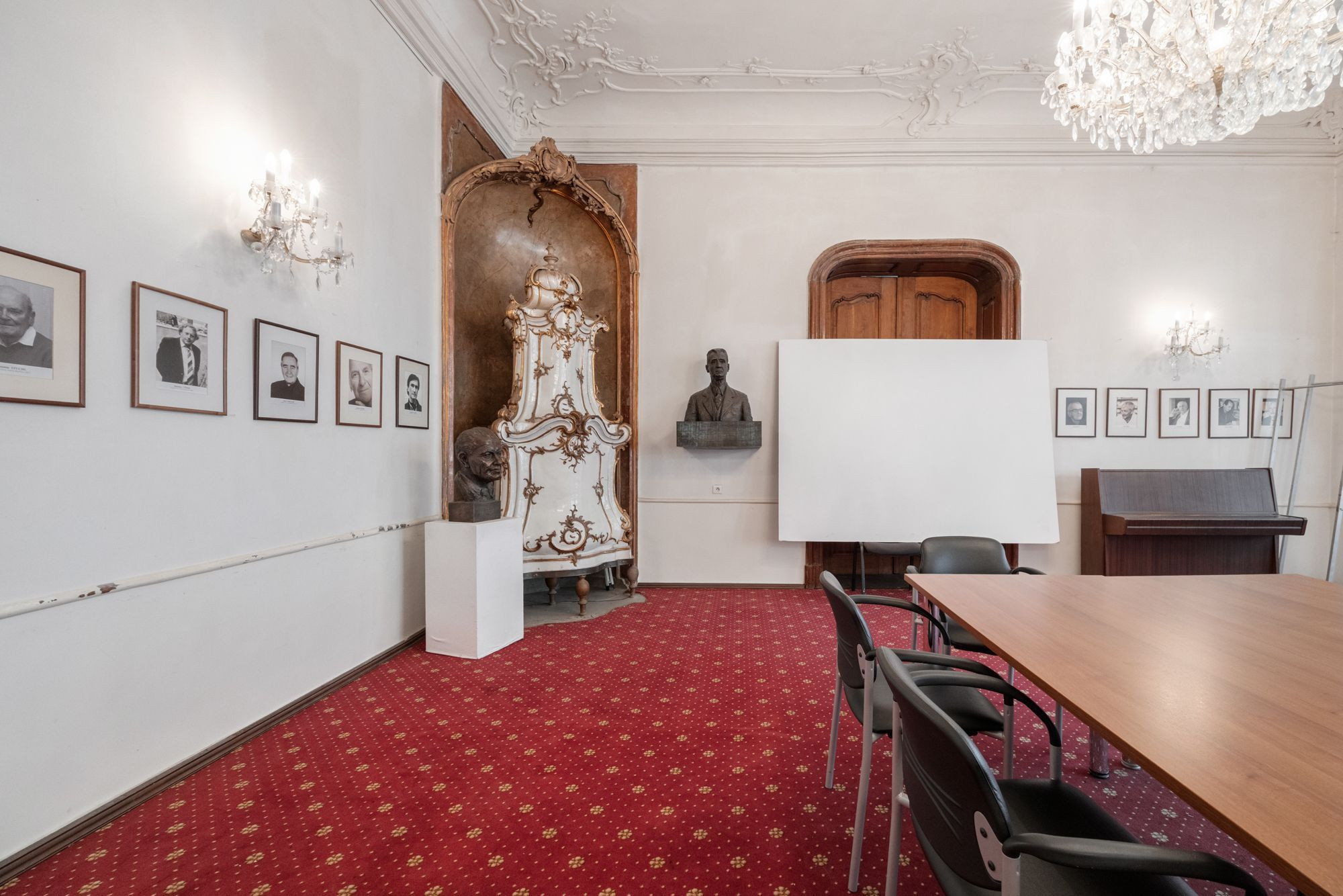 Na predaj, obchodné / kancelárske priesotory - 285,9m², Staré mesto 