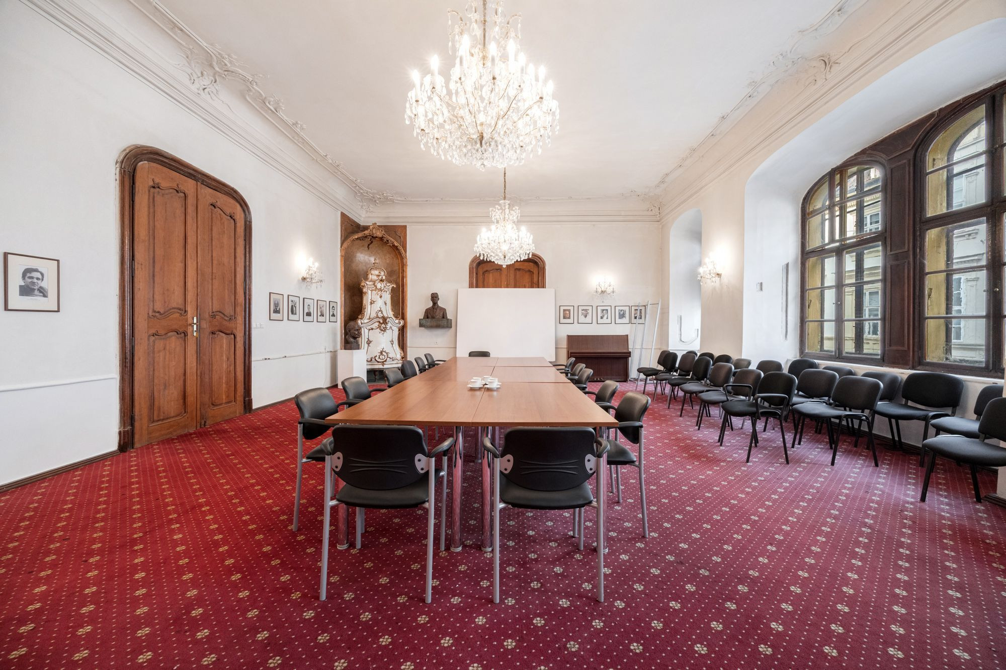 Na predaj, obchodné / kancelárske priesotory - 285,9m², Staré mesto 