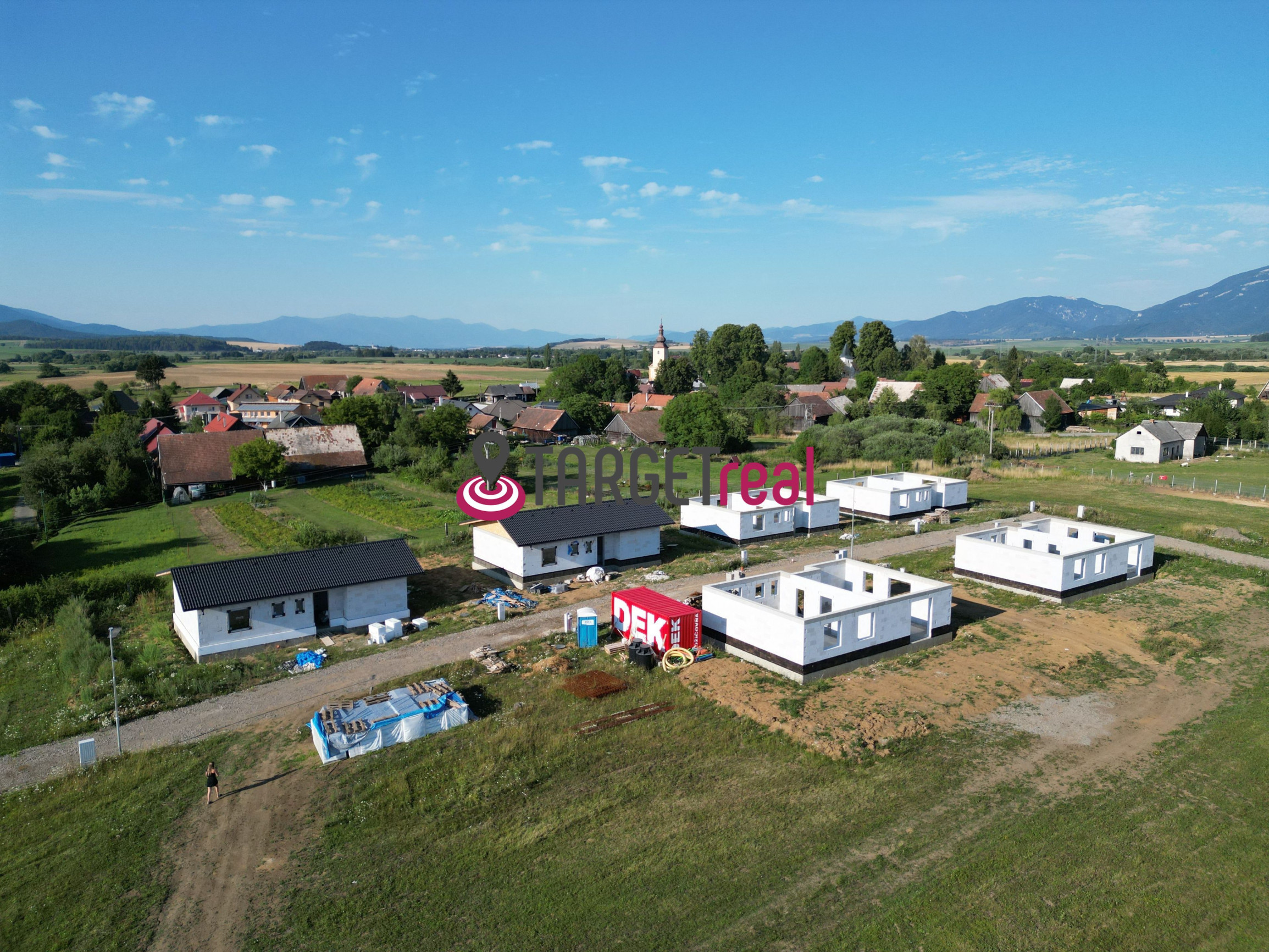 Moderný 4-izbový bungalov s terasou holodom od 187 000 €