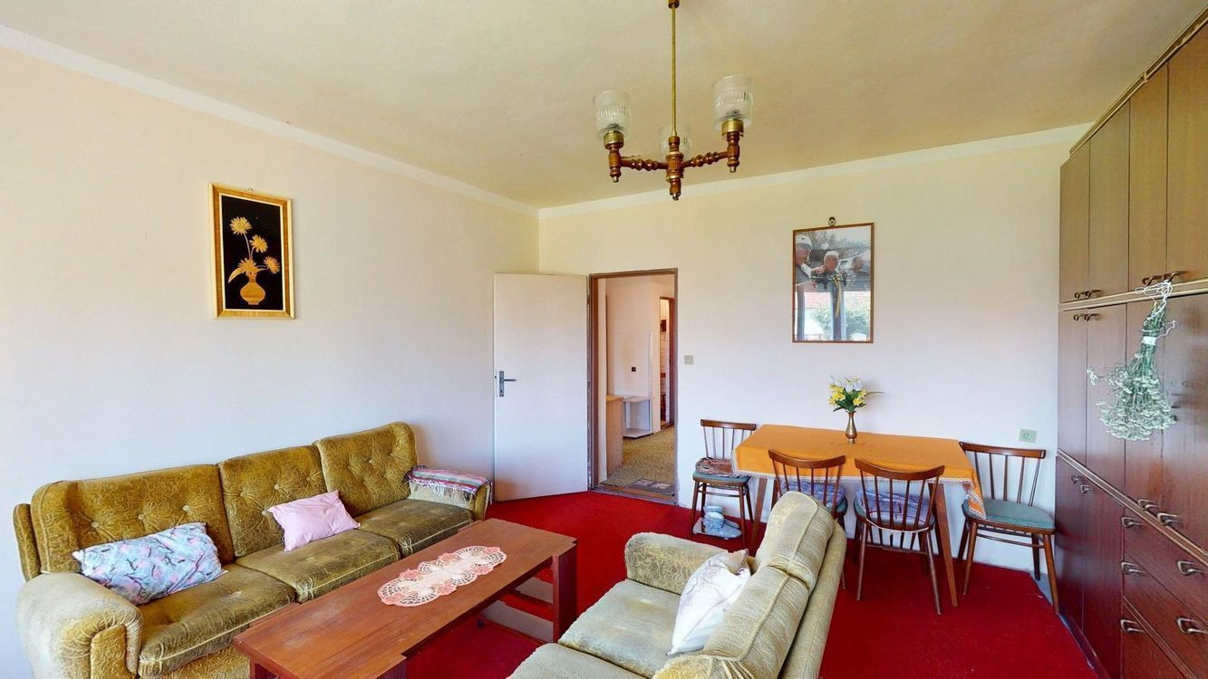 5-izbový rodinný dom s pozemkom 644 m2  Nitrianske Pravno