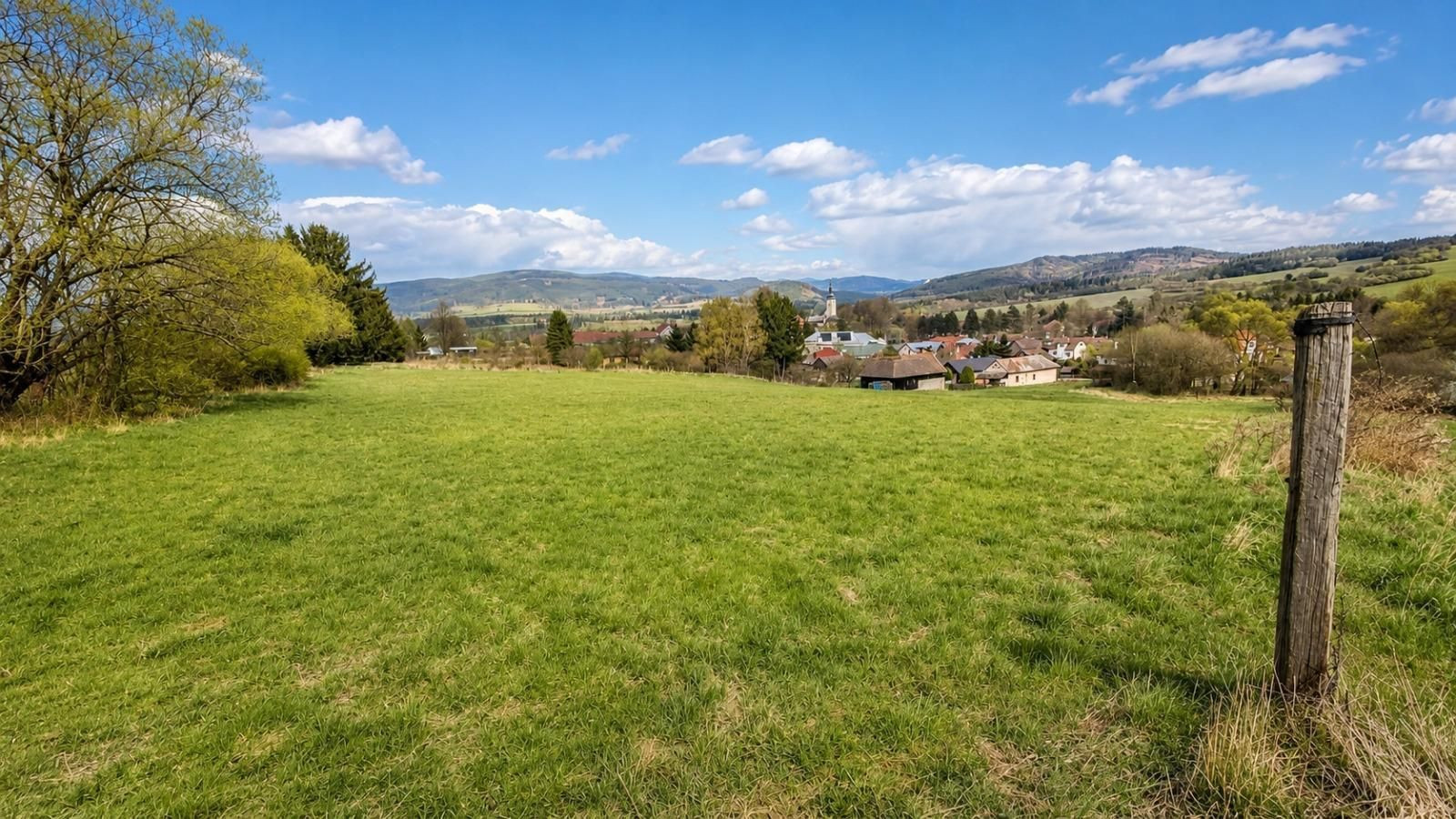 TARGETreal | NA PREDAJ Stavebný pozemok 1,2 ha, Sklené