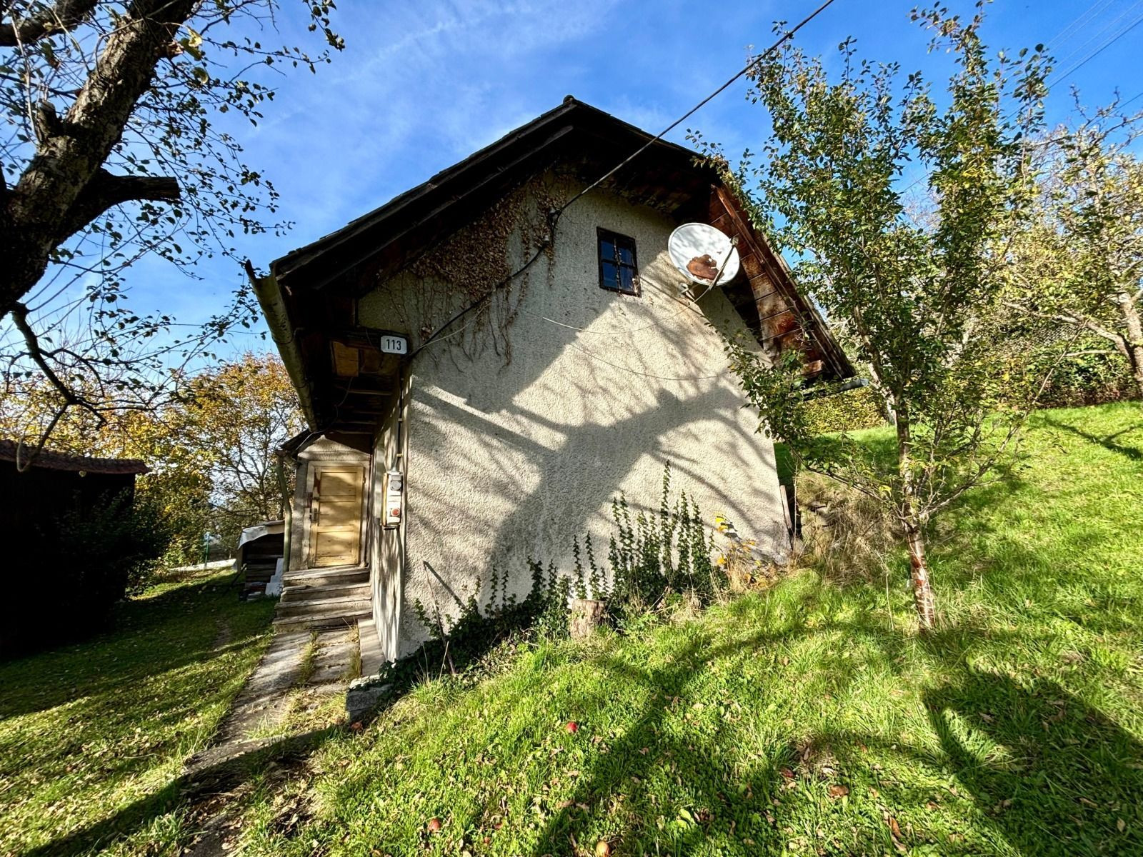 TARGETreal | Rodinný dom pri potoku, 979 m², Horná Štubňa
