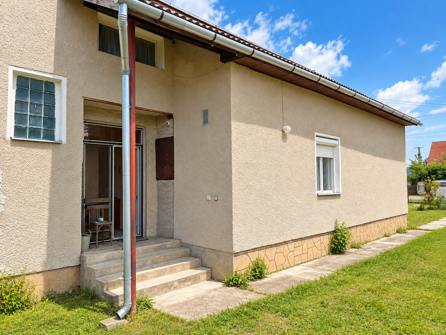 5-izbový rodinný dom s pozemkom 644 m2  Nitrianske Pravno