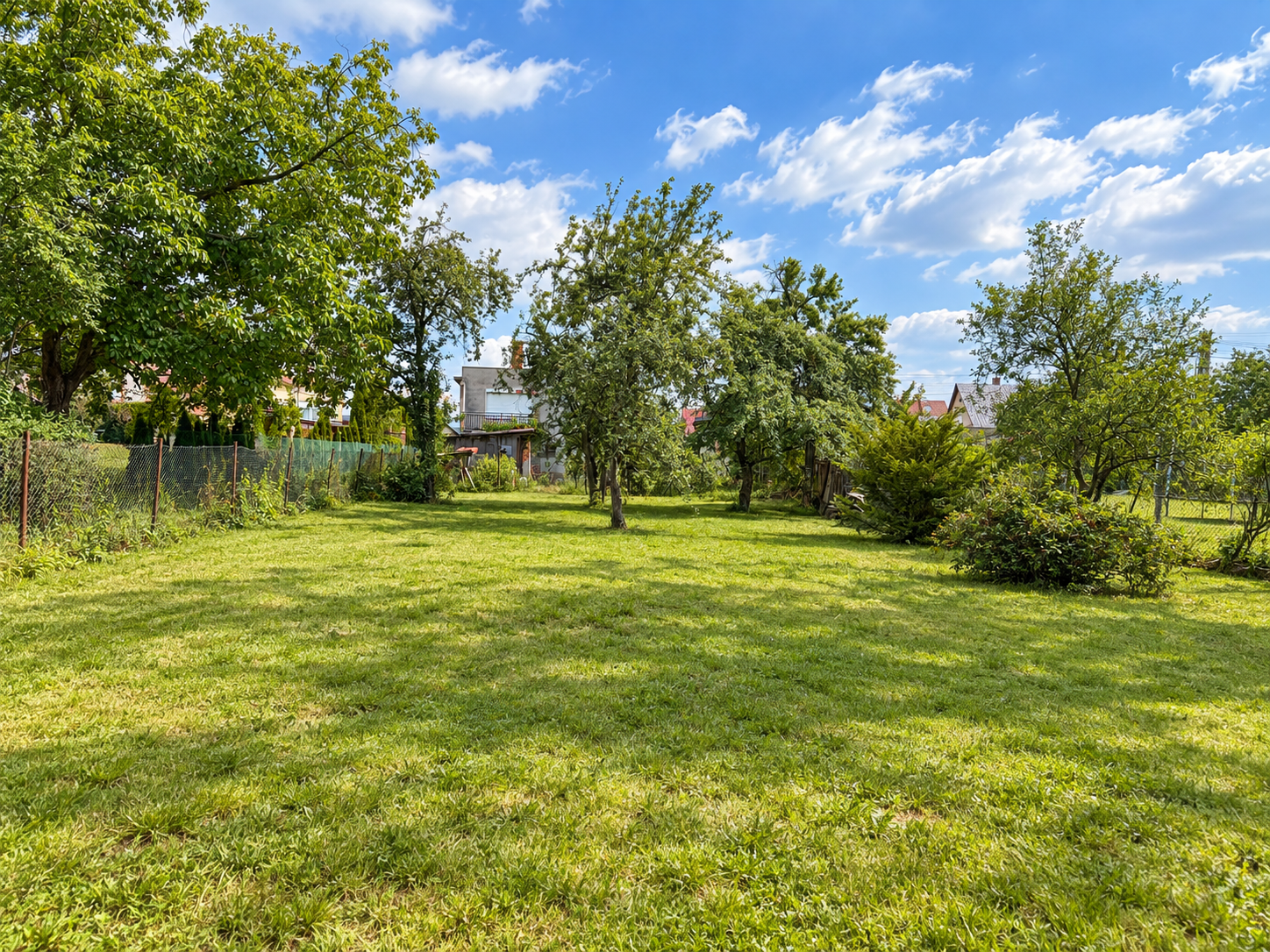 Stavebný pozemok 609 m² - ul. Žltá Nitrianske Pravno