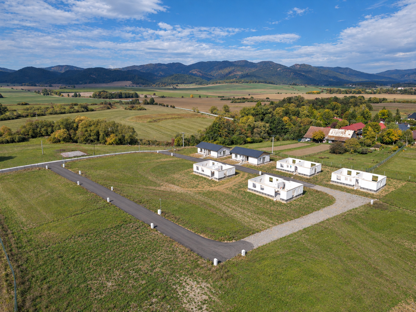 Dom na kľúč | 4-izbový bungalov s terasou, 591 m² pozemok | Ivančiná