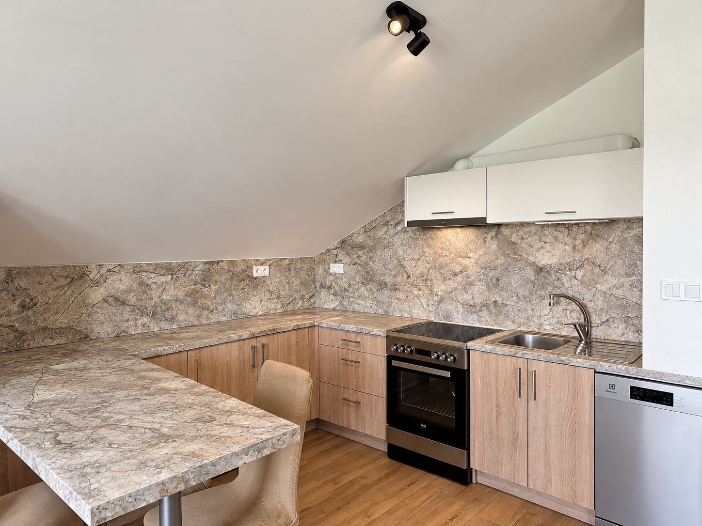 Prenájom: 3-izbový byt, 70 m² | Mošovce, Mazaň | Parkovanie a pivnica v cene