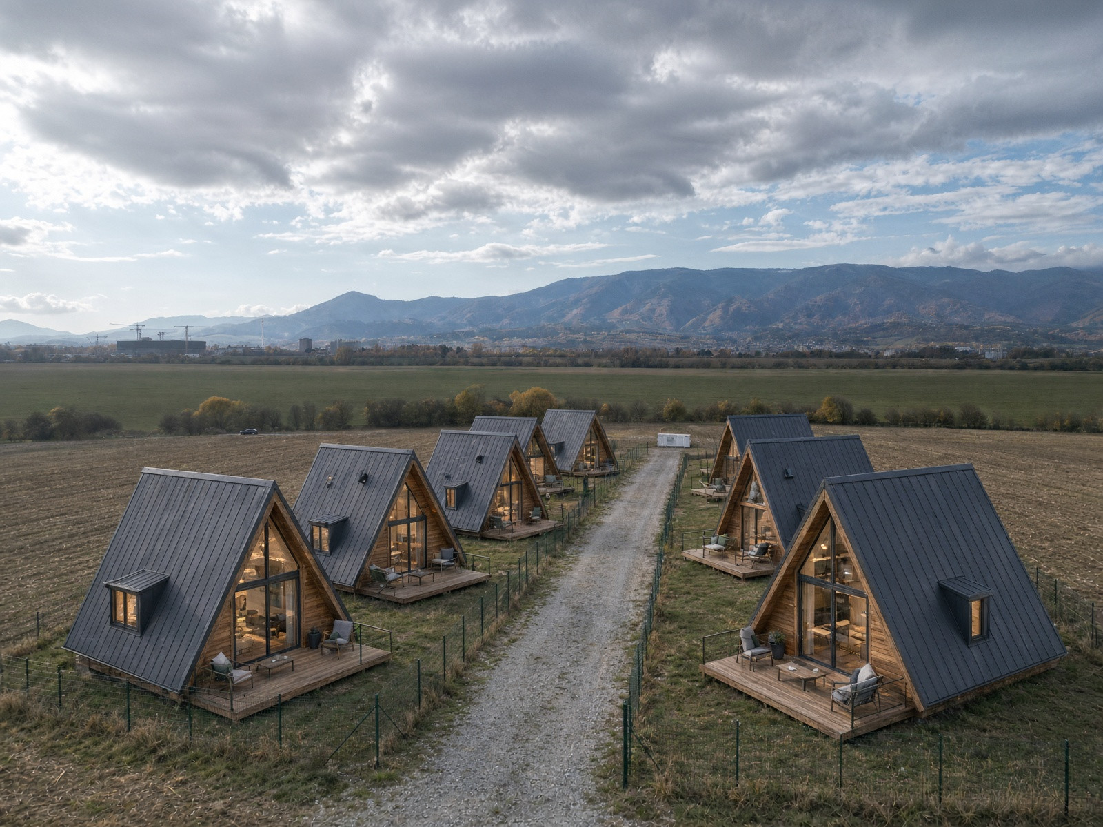 Sad v Mestskej Borovej, priestor pre mobilný dom -  Tomčany
