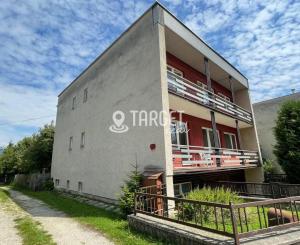 TARGETreal | ZNÍŽENÁ CENA Rodinný dom s 2 garážami, Turčianskych Tepliciach