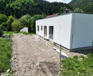 TARGETreal | Na predaj, nízkoenergetický bungalov, Nezbudská Lúčka