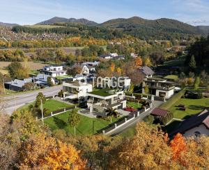 Na predaj, Stavebné pozemky s IS a prístupovou cestou v cene, Považská Bystrica - Hliny, TARGETreal