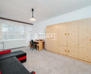 TARGETreal | Veľkometrážny 3-izbový byt s balkónom, 82 m2, v Turčianskych Tepliciach