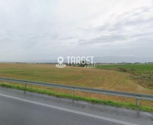 TARGETreal | Ponúka na predaj pozemky pri ceste I. triedy neďaleko Turčianskych Teplíc