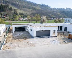 TARGETreal | Exkluzívna novostavba 4-izbového bungalovu s dvojgarážou – Teplička nad Váhom