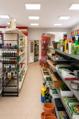 TARGETreal  ponúka na predaj samostatný prevádzkový priestor blízko centra Turčianskych Teplíc – ambulancia, služby, kancelária alebo predajňa