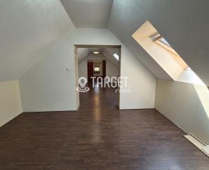 REZERVOVANÝ - TARGETreal | Rodinný dom pri potoku – Košeca