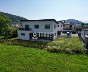 TARGETreal | Novostavba nadštandardného 5-izbového domu v Považskom Chlmci