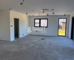 TARGETreal | Novostavba nadštandardného 5-izbového domu v Považskom Chlmci