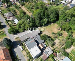 TARGETreal | NA PREDAJ: Rodinný dom s halou na pozemku 1 485 m² - priestor pre bývanie aj podnikanie