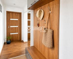 TARGETreal | 3-izbový byt s krbovou pecou v centre Turčianskych Teplíc | 74 m²
