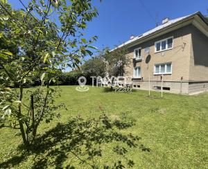 TARGETreal | 3-izbový byt s krbovou pecou v centre Turčianskych Teplíc | 74 m²