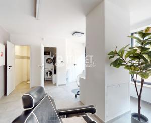 Rezervované - TARGETreal | Obchodný priestor na predaj v centre Žiliny – 50 m² | Novostavba 