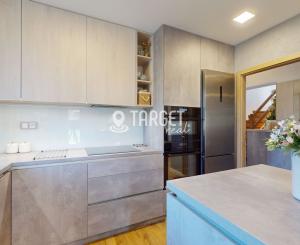 TARGETreal | Moderne zariadený rodinný dom pri Žiline | slnečný pozemok 831 m²