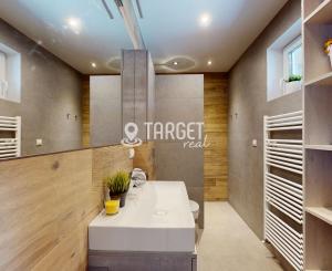 TARGETreal | Moderne zariadený rodinný dom pri Žiline | slnečný pozemok 831 m²