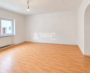 TARGETreal | Na predaj rodinný dom s potenciálom, ktorý čaká na nový príbeh v Hornej Štubni, len pár minút od Turčianskych Teplíc