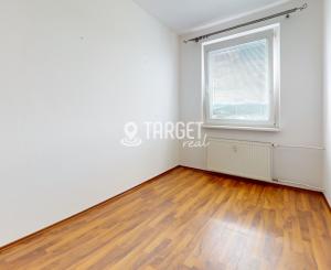 TOP: Kompletne zariadený 3-izbový byt | Balkón, pivnica, nízke náklady | Žilina, Solinky
