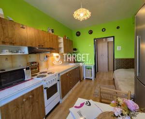 Na predaj zariadený 1-izbový byt s balkónom v Dubnici nad Váhom