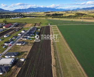 Stavebný pozemok 700 m² | IS, rovinatý terén, okamžitá výstavba | Rakovo, Martin