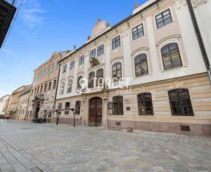 Na predaj, obchodné / kancelárske priesotory - 285,9m², Staré mesto 