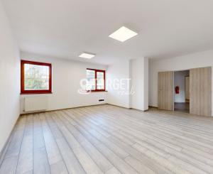 Rezervované, kancelárske priestory, 54m², Púchov