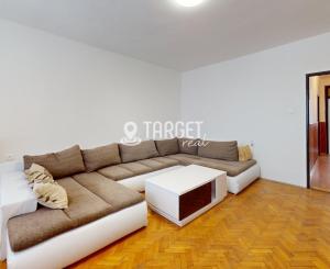 TARGETreal | Na prenájom, vrchné poschodie Rodinného domu