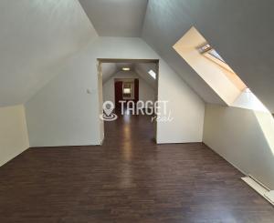 REZERVOVANÝ - TARGETreal | Rodinný dom pri potoku – Košeca