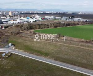 TARGETreal | NA PREDAJ: ATRAKTÍVNY KOMERČNÝ POZEMOK V PRIEMYSELNEJ ZÓNE TRNAVA-ZAVAR